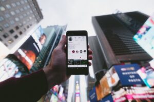 Jak wykorzystać marketing dzielony do zwiększenia zasięgu treści